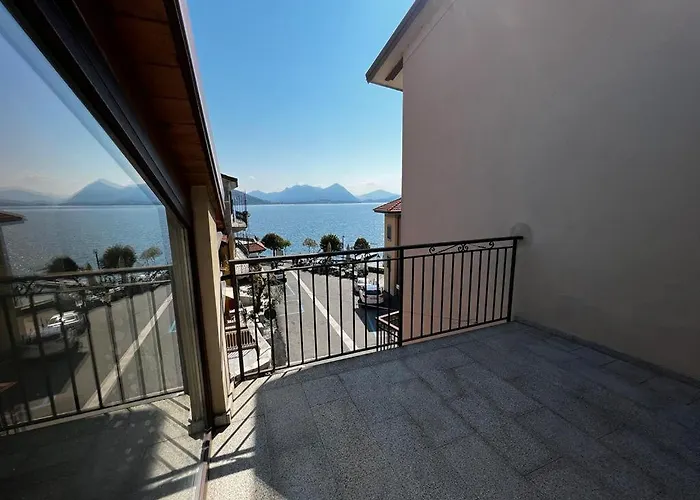 Residenza A Schiera Vista Nyaraló Feriolo