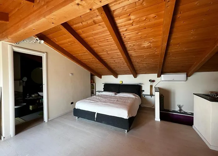 Ferienhaus Residenza A Schiera Vista Feriolo